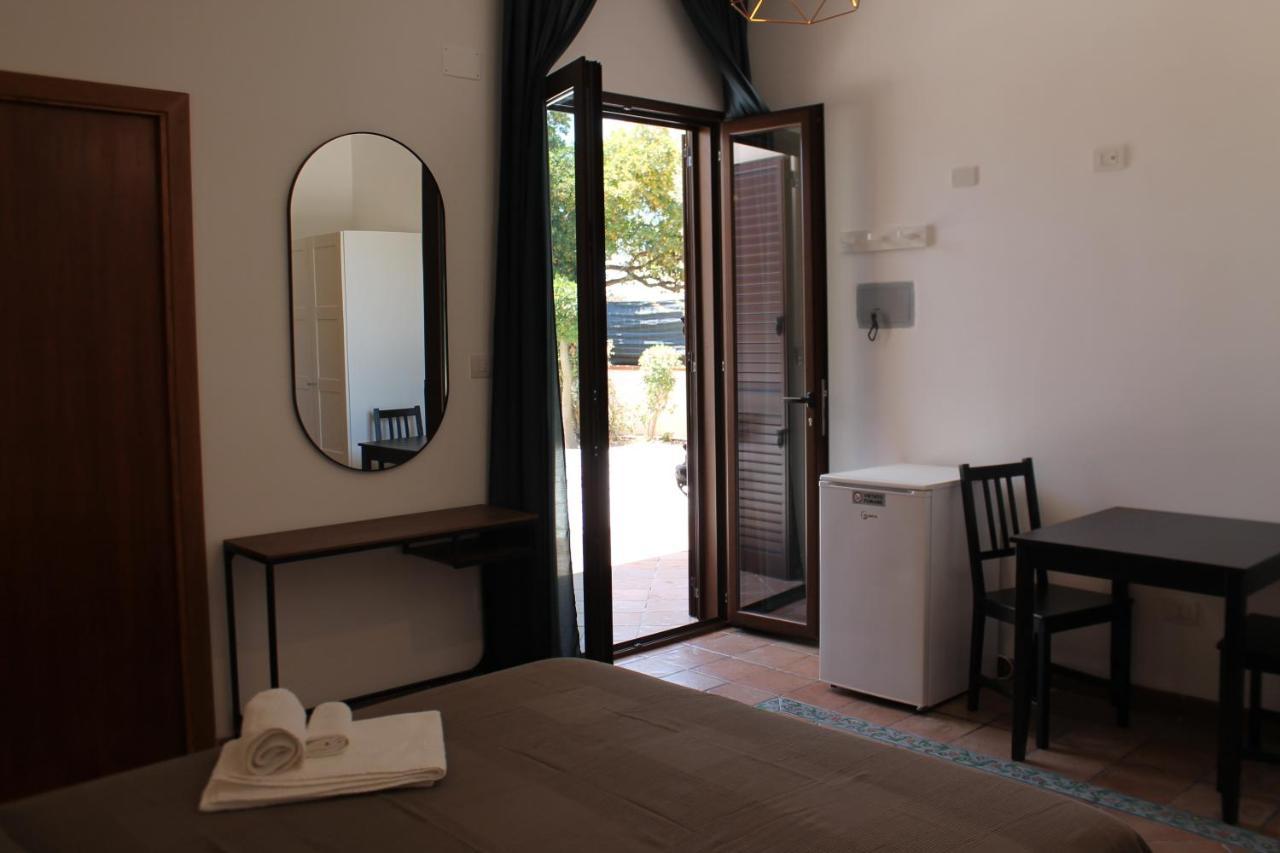 B&B Nettuno ซานเลโอเน ภายนอก รูปภาพ