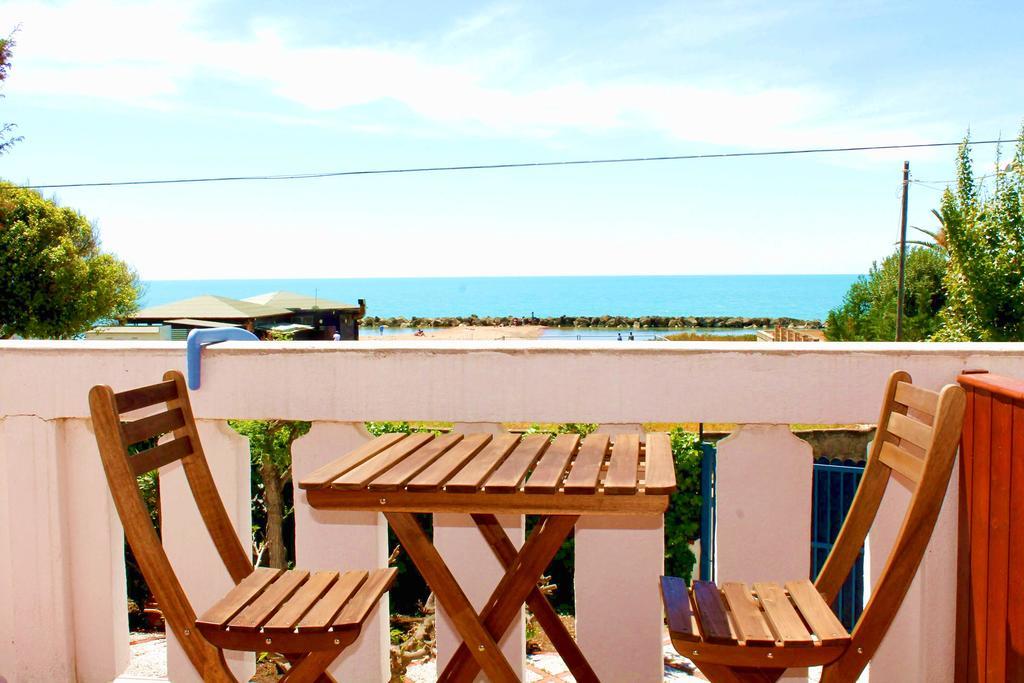 B&B Nettuno ซานเลโอเน ภายนอก รูปภาพ