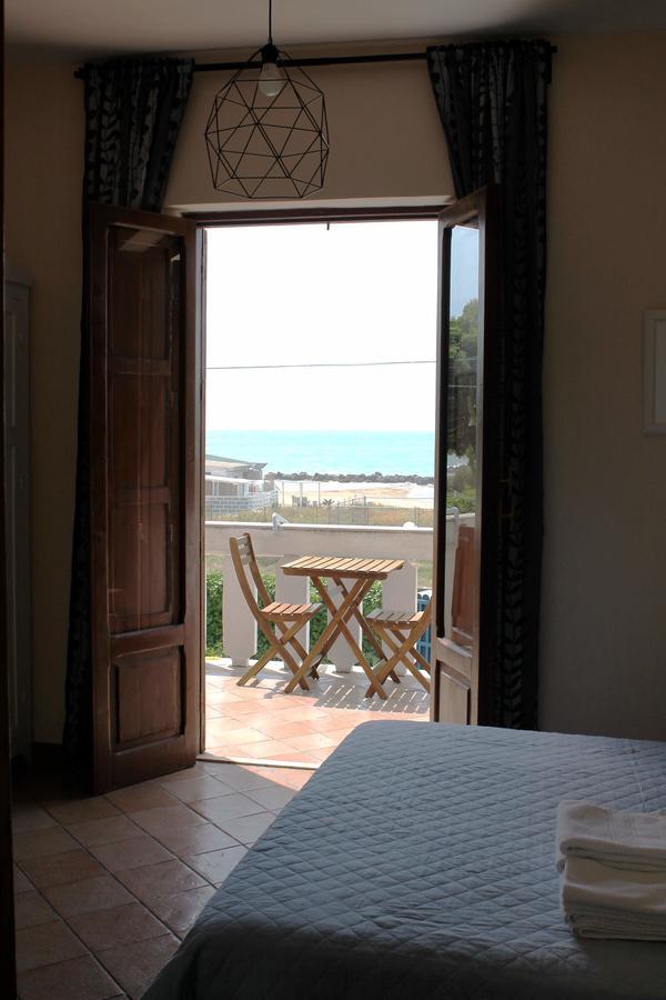 B&B Nettuno ซานเลโอเน ภายนอก รูปภาพ