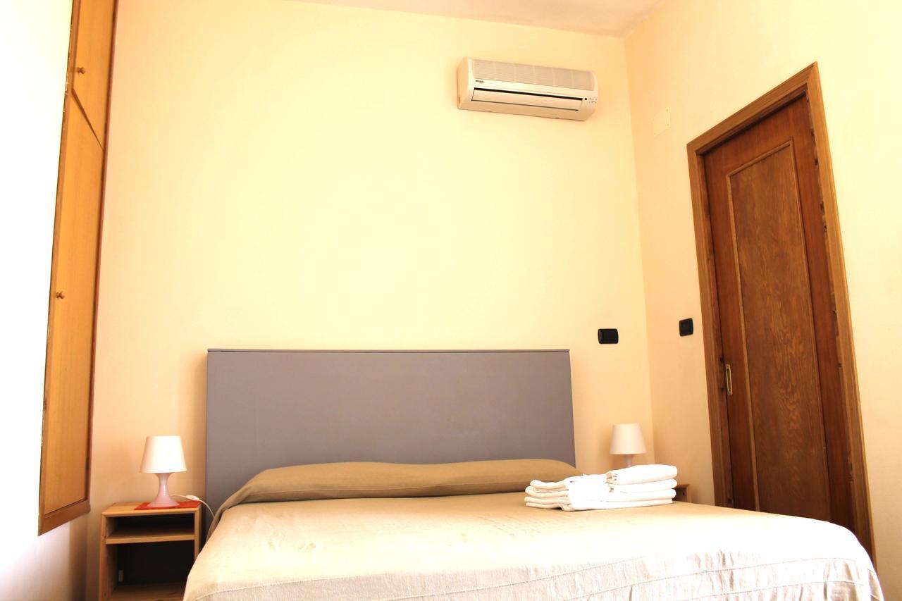 B&B Nettuno ซานเลโอเน ภายนอก รูปภาพ